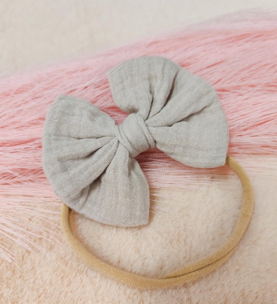 Nylonpanta tai rusettipinni - Harso Greige