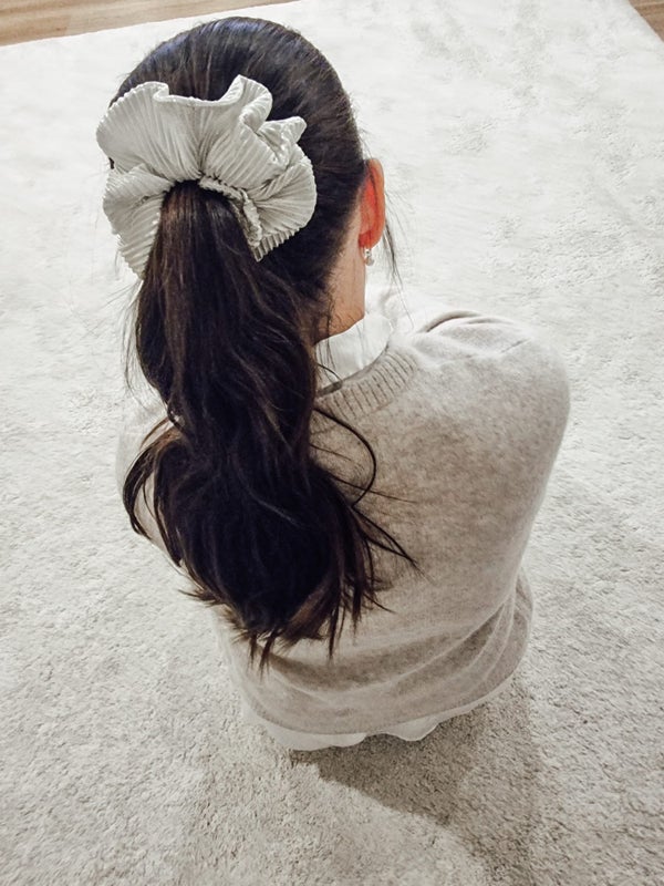 Scrunchie - Satiini-plisee Silver